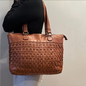 Vilenca Holland Shoulder Bag